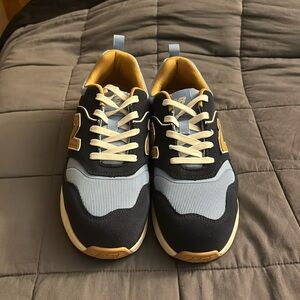 Blue tan and white new balances size 10 brand new